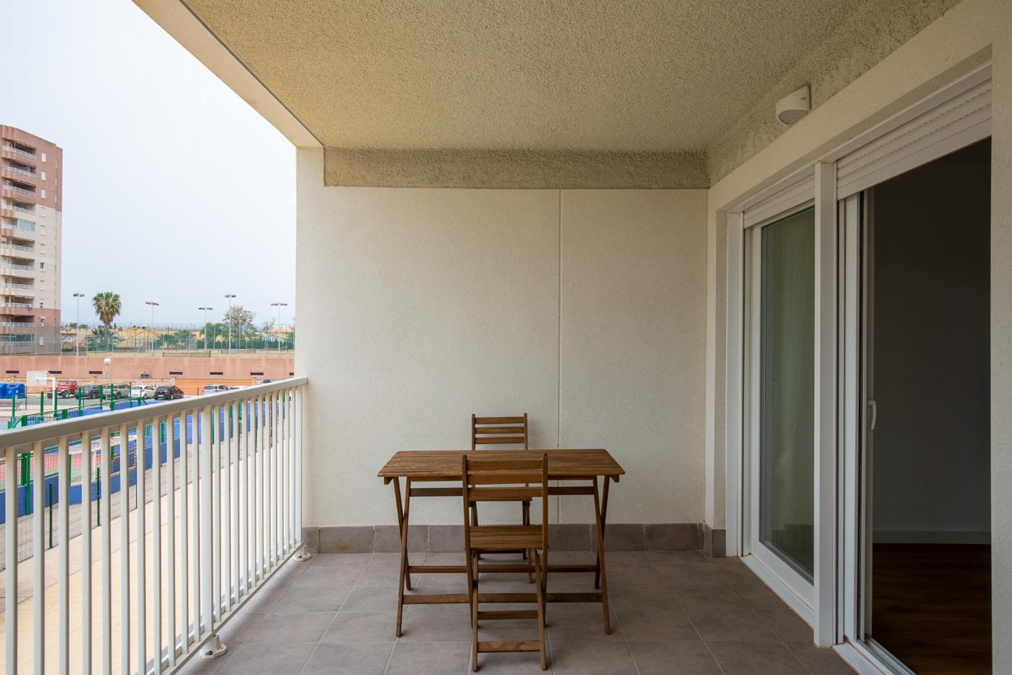 Apartamentos En Canet Al Mar, Junto Playa Y Con Piscina Canet d'En Berenguer Exterior photo